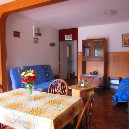 Apartament One-bedroom In Pula V *